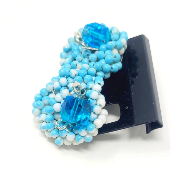 Vintage 60's beaded earrings clip-on blue Japan mid century - Picture 3 of 4